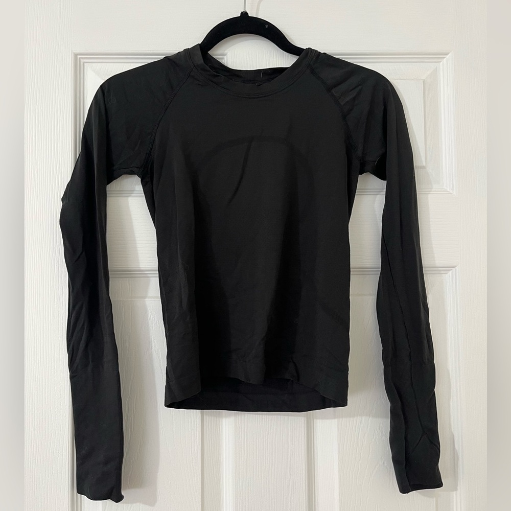 Long sleeve lululemon shirt
